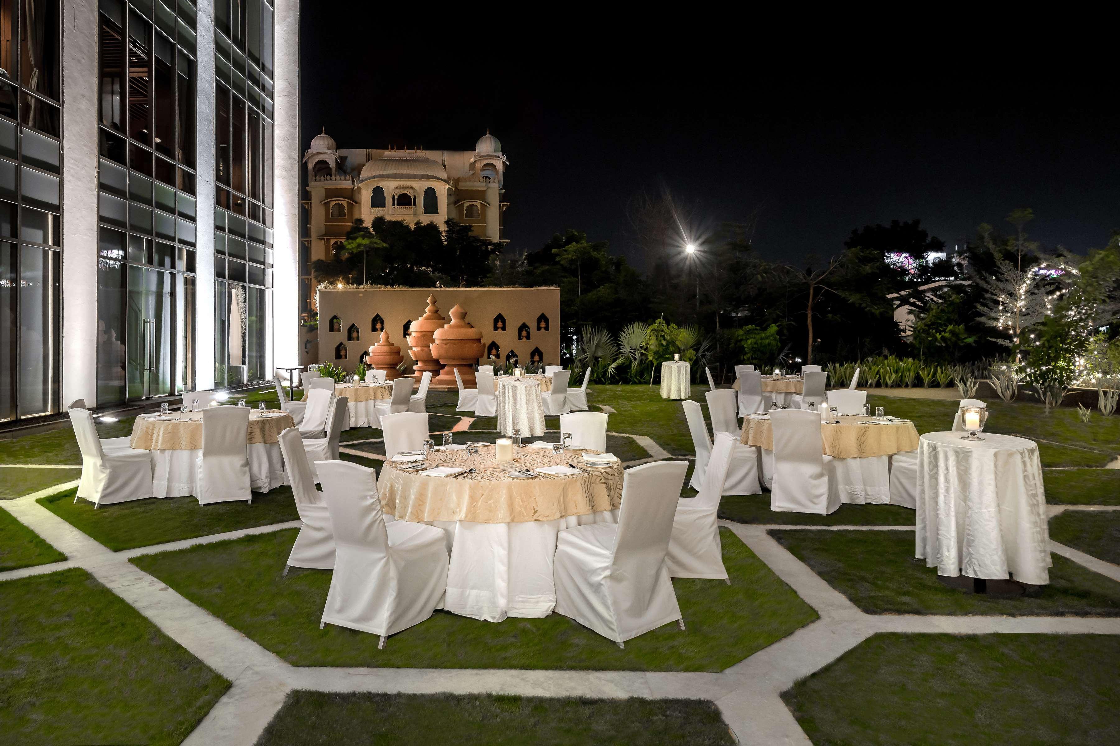 Hyatt Ahmedabad Hotell Exteriör bild The Taj Mahal Palace, Mumbai