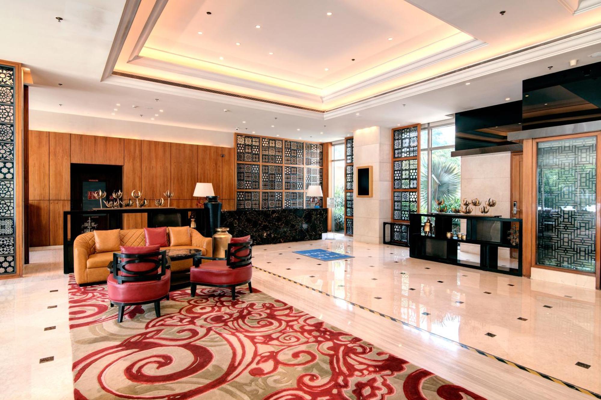 Hyatt Ahmedabad Hotell Exteriör bild The lobby of the hotel