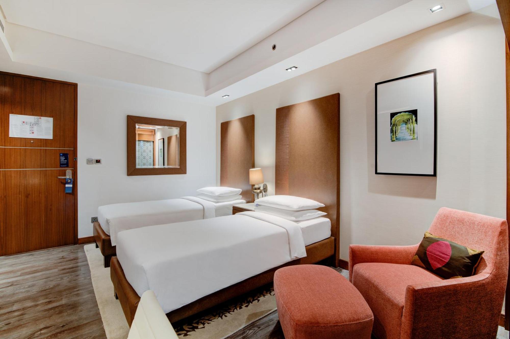 Hyatt Ahmedabad Hotell Exteriör bild Deluxe Room